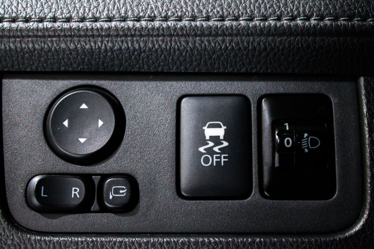 Mitsubishi Xpander Mid 1.5L