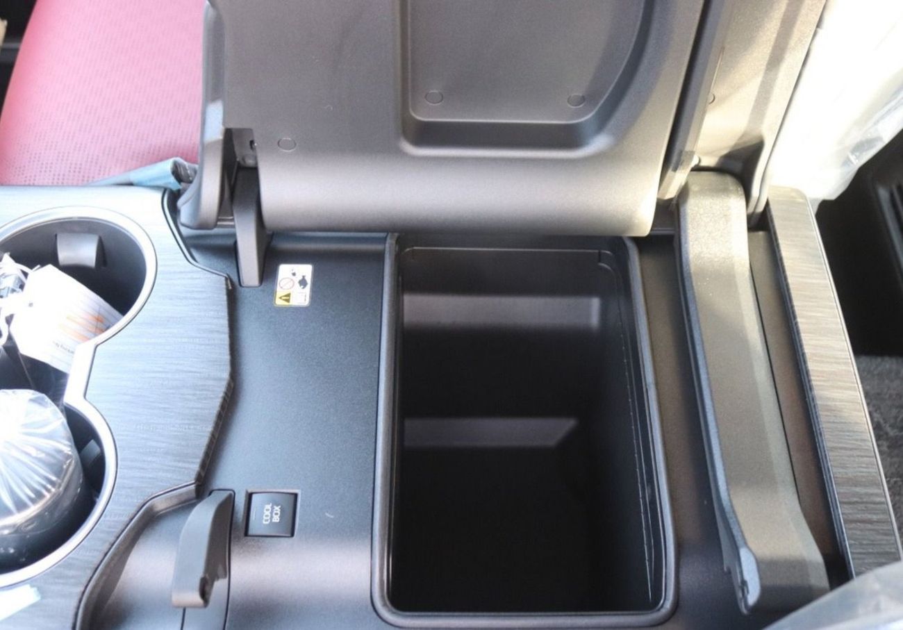 Toyota Land Cruiser 3.5T VXR Hybrid