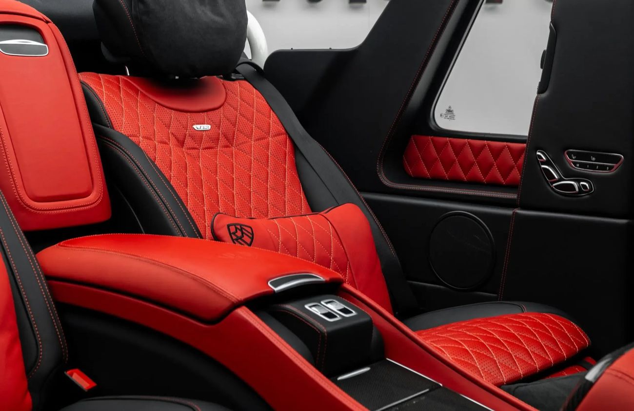 Mercedes Maybach G 650 6.0 L V-12 Biturbo Engine