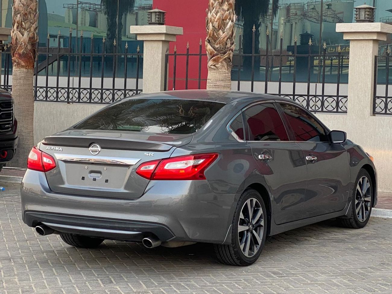 نيسان ألتيما SR
