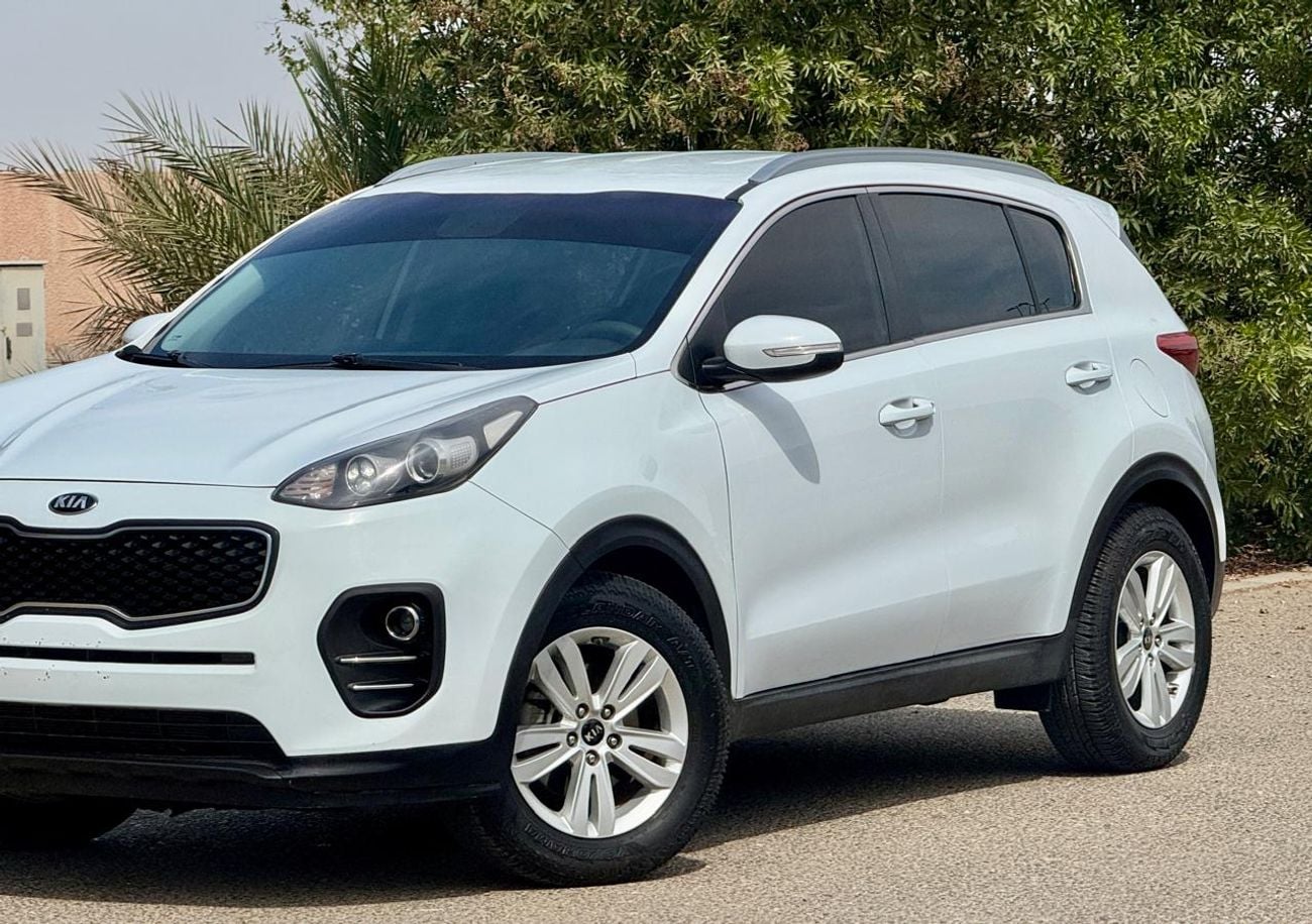 Kia Sportage LX 1.6L FWD 780x48- Monthly | GCC | Cruise, Camera, GPS l Accident Free