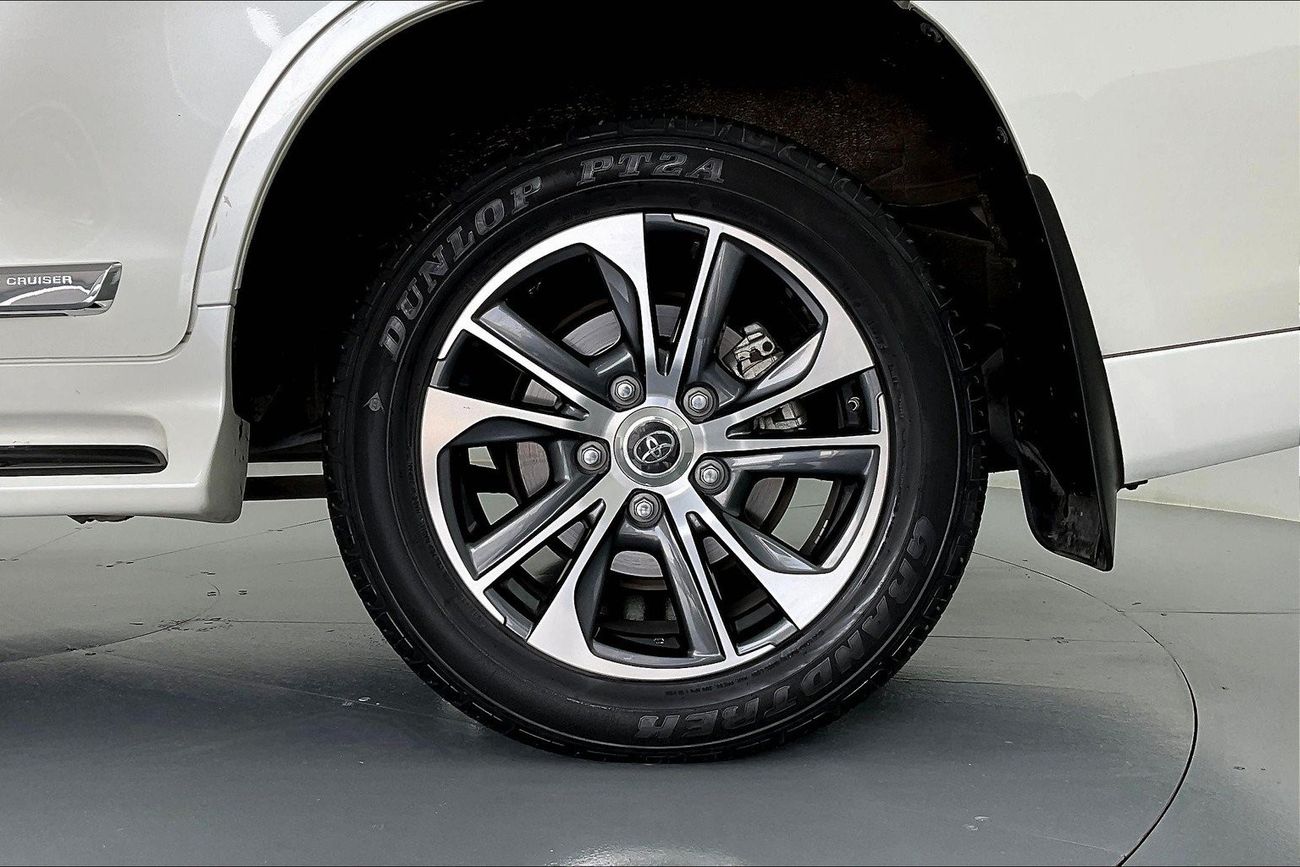 Toyota Land Cruiser GXR GT