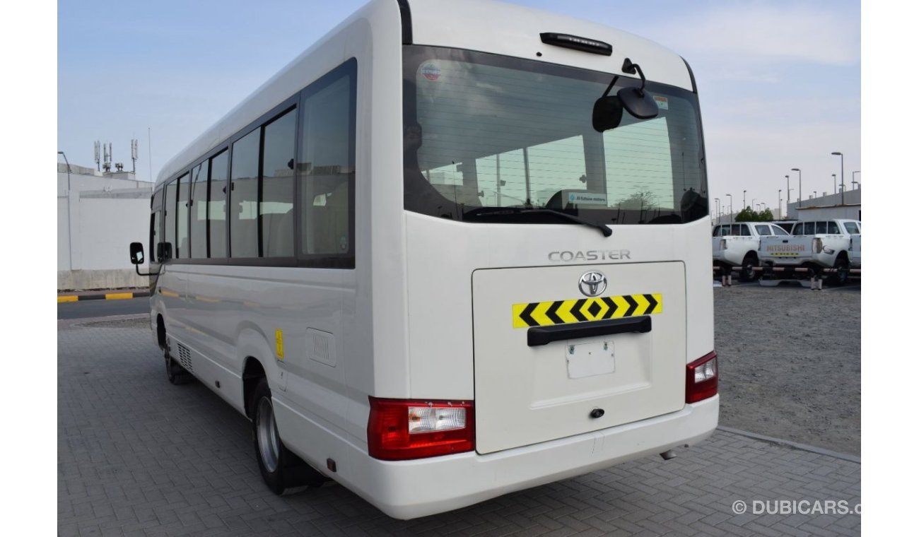 Toyota Coaster Toyota Coaster Bus 23 seater Diesel, Model:2017. Excellent condition