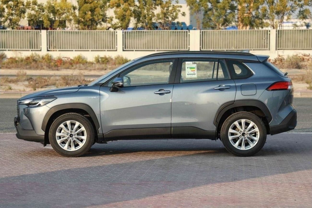 تويوتا كورولا كروس 2024 TOYOTA COROLLA CROSS 1.8 Hybrid MID - Celestite Gray Me inside RED | Export Only