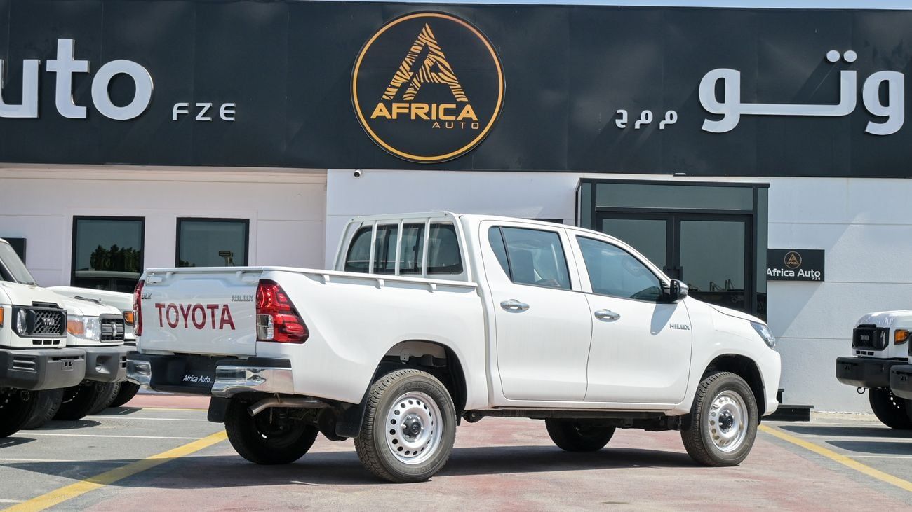 Toyota Hilux DLX. 2.4L Diesel 4WD