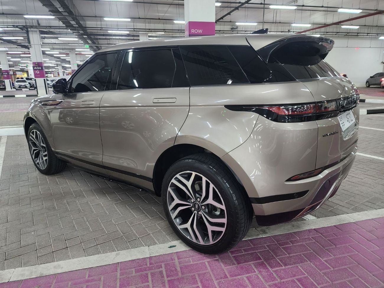 Land Rover Range Rover Evoque P200 R-Dynamic HSE 2.0L