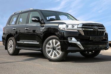 صور تويوتا لاندكروزر 2021 بالشكل الجديد المرسال