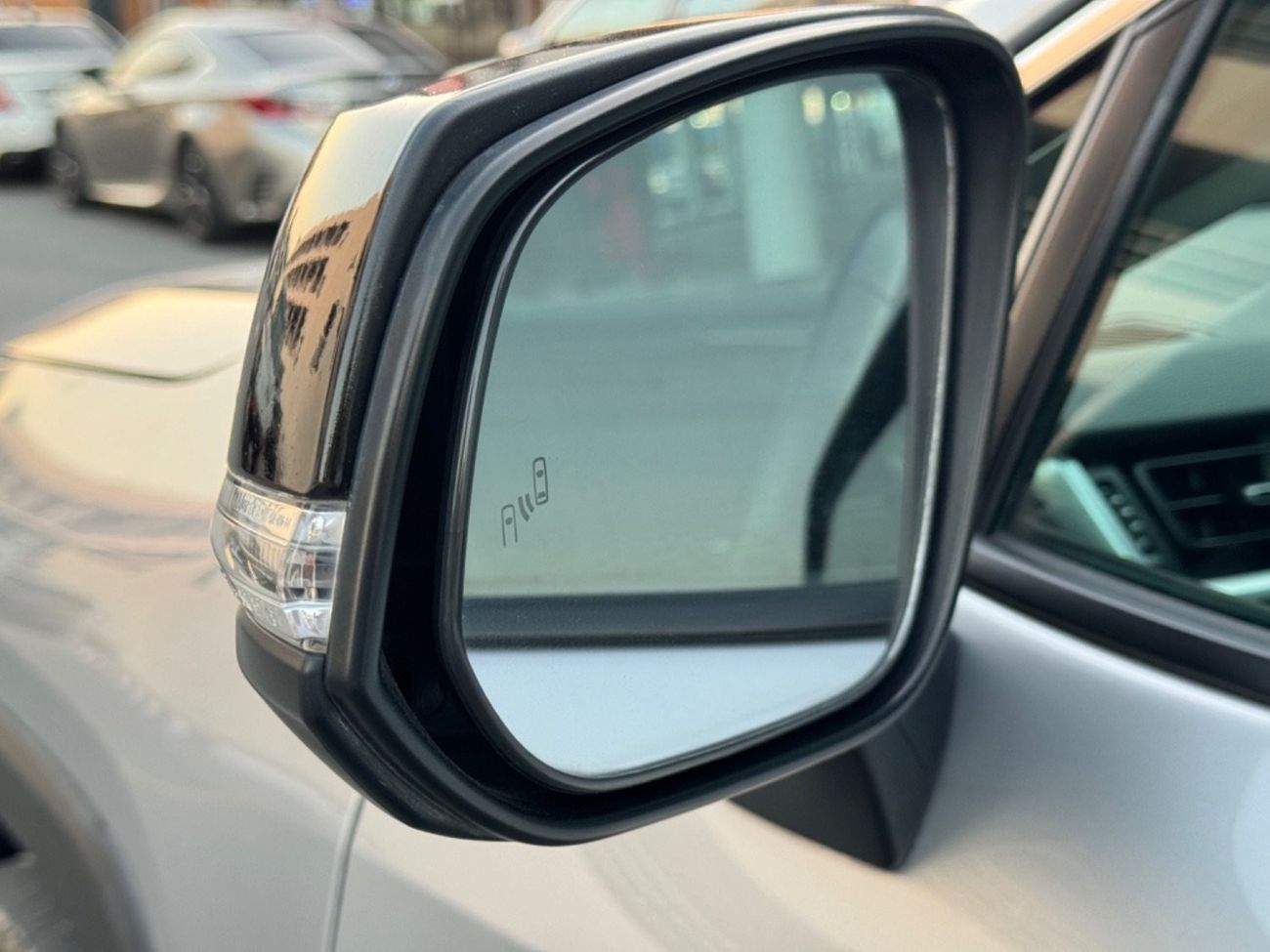 Toyota RAV4 2019 LIMITED PREMIUM AWD 2 KEYS USA IMPORTED