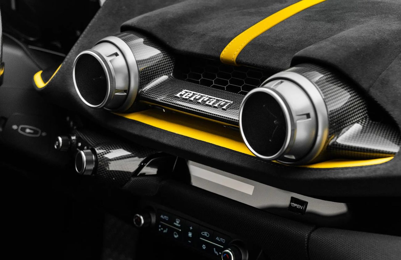 فيراري 812 كومبيتيزون 6.5L V12 Naturally Aspirated Engine