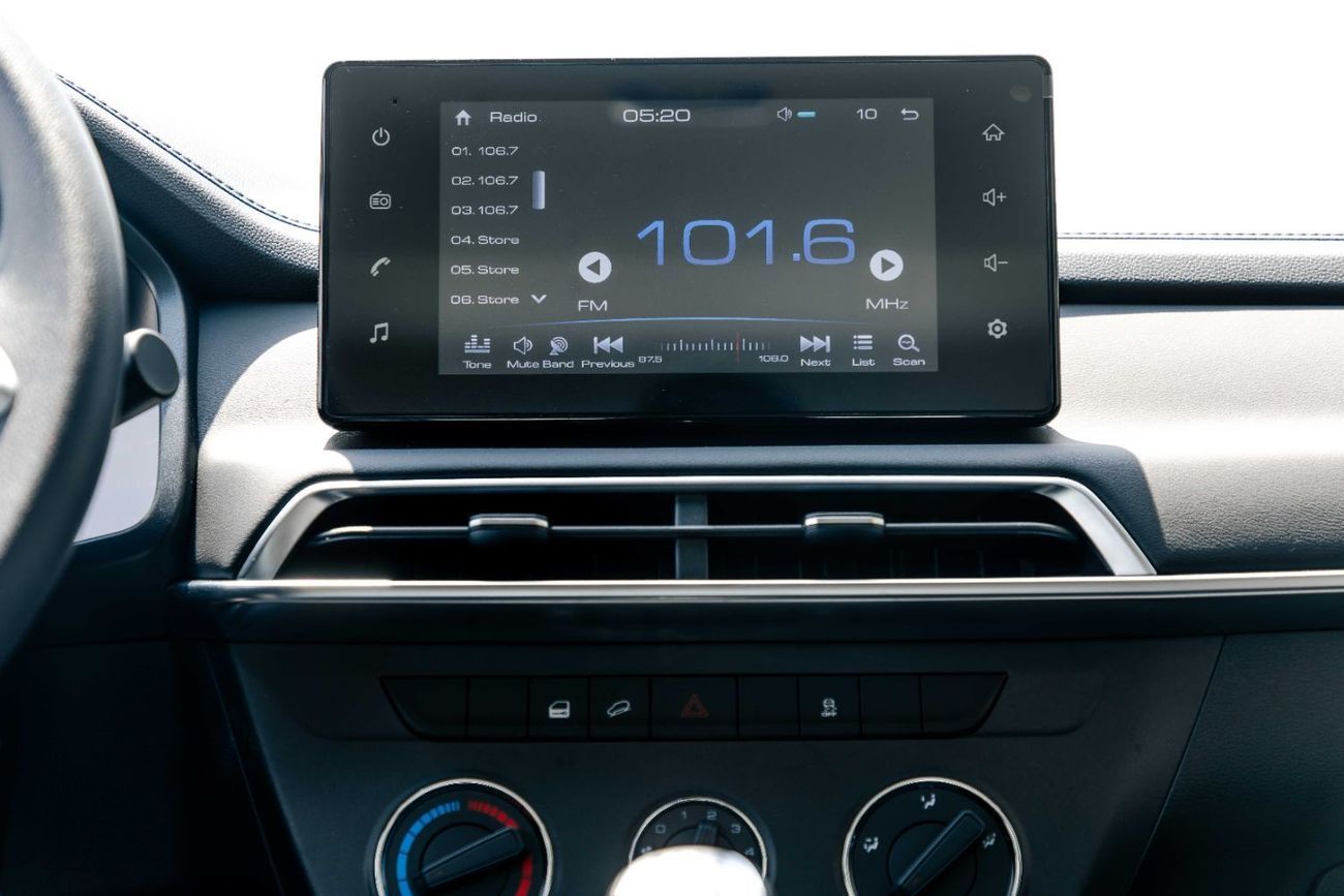 Great Wall Wingle 2026 Greatwall Wingle 7 4X2 Standard 2.0L - Manual - Titanium White Inside Black | Export Price