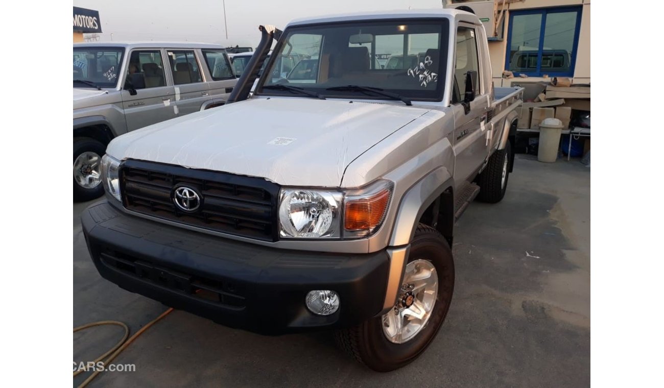 Toyota Land Cruiser Pick Up 4.2L DIESEL V6 LC 79 PICK UP 2019