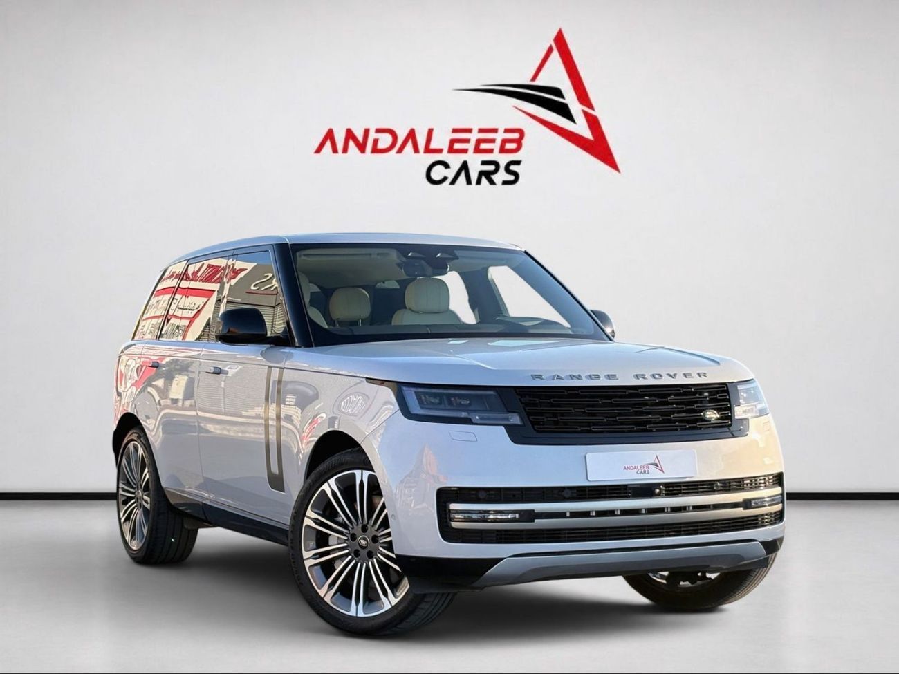 Land Rover Range Rover HSE P530 AED 8,400 P.M | 0% DOWN PAYMENT | RANGE ROVER VOGUE SE P530 | 4.4L TWIN-TURBO V8 – 523 HP |