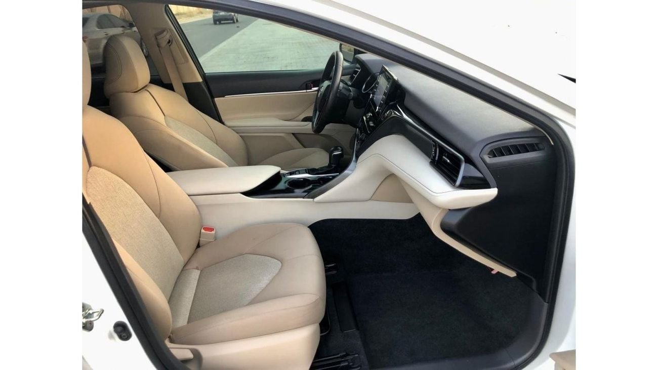 تويوتا كامري Toyota Camry 2023 - 2.5L V4- GCC, Full Option,Low mileage