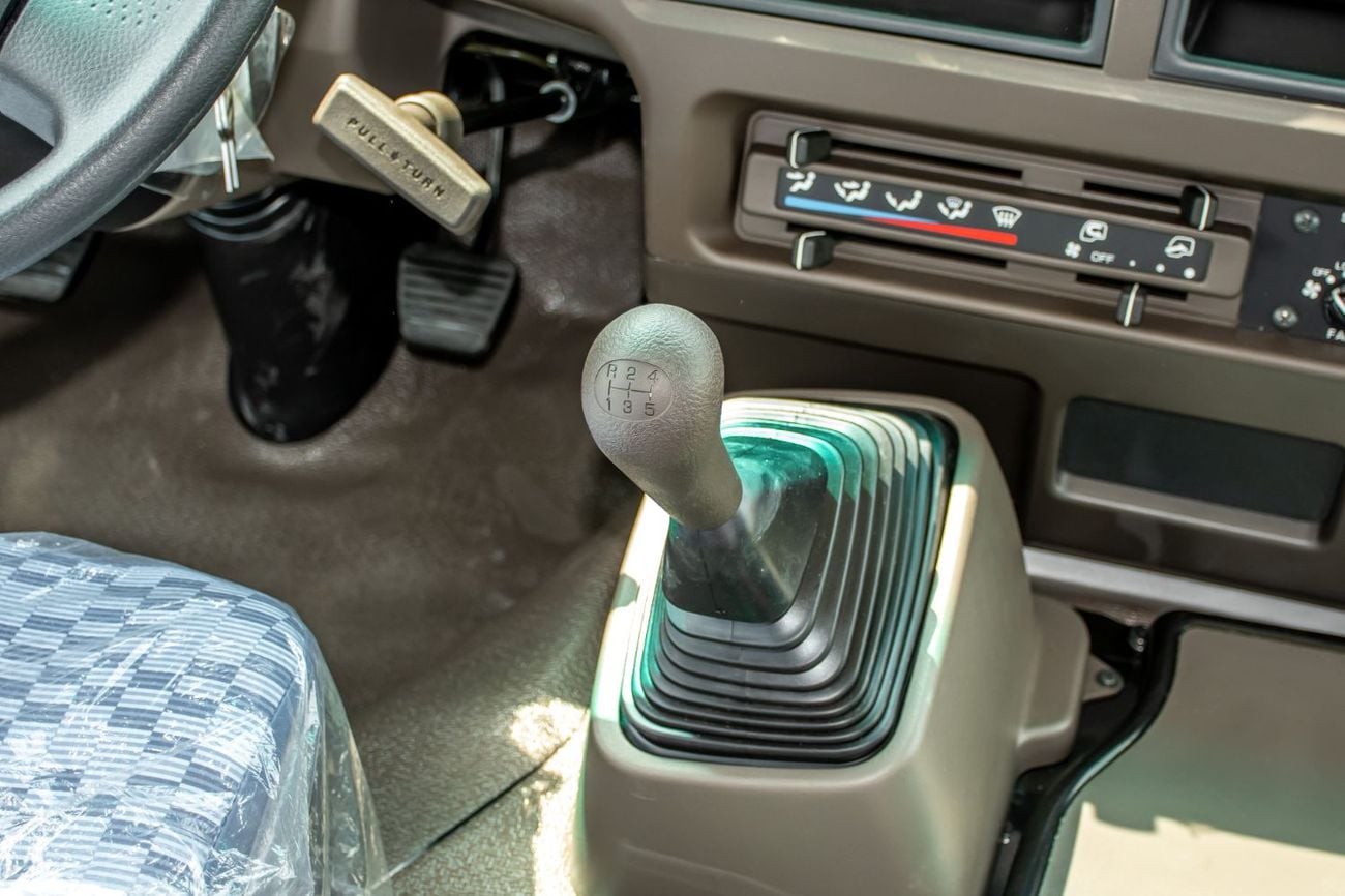 Mitsubishi Rosa 2026 Mitsubishi Rosa 34-Seater Bus | Hydraulic Door | GCC Specification | White Colour