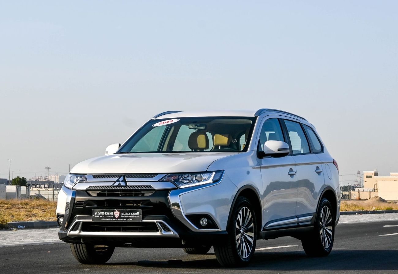 Mitsubishi Outlander MITSUBISHI OUTLANDER 2022 GCC  _ GLX 4X4 _ IN EXCELLENT CONDITION