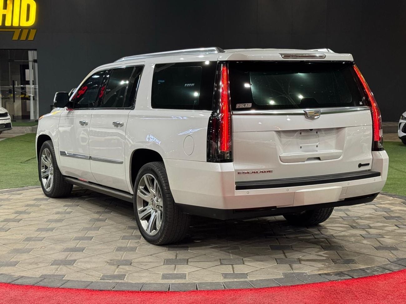Cadillac Escalade PLATINUM