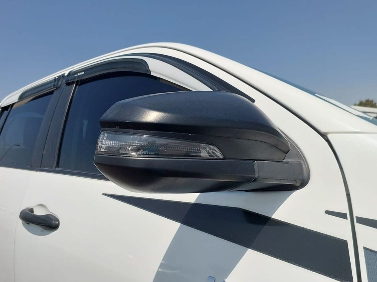 Toyota Hilux TOYOTA HILUX PICK UP RHD 2021 MODEL 2.8L DIESEL AUTOMATIC(PM66455)