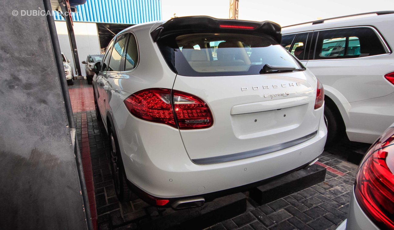 Porsche Cayenne S