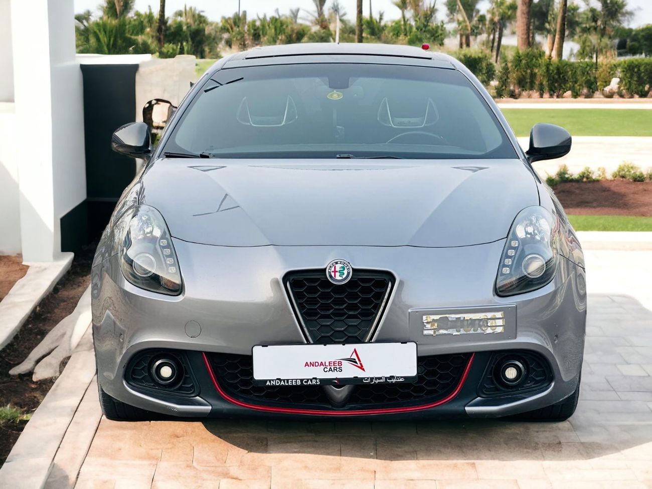 ألفا روميو جوليتا Veloce AED 710 PM | ALFA ROMEO GIULIETTA 1.8 TC I4 | GCC | 0% DP | WELL MAINTAINED | STYLING EXTERIO