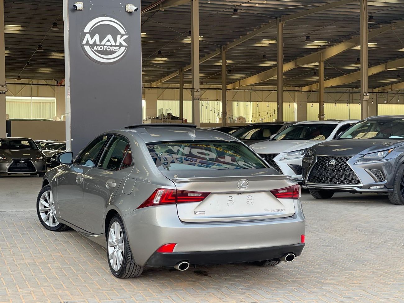 Lexus ISF IS 300 / V6 3.5L / F-SPORT KIT / SUPER CLEAN CAR / LOW MILEAGE