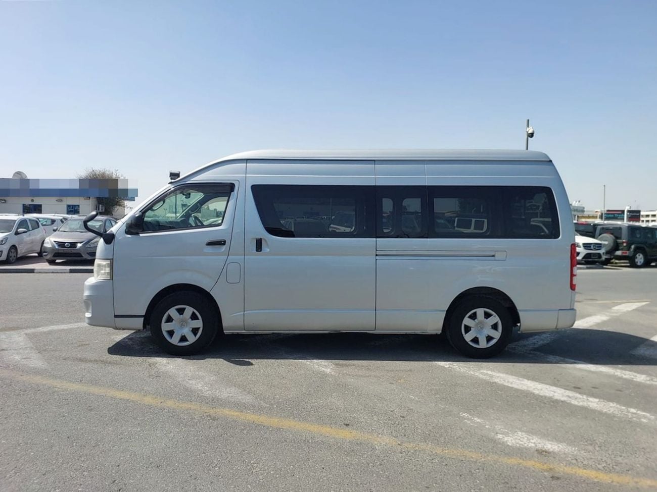 Toyota Hiace TOYOTA HIACE VAN RHD 2013 MODEL 3.0 L DIESEL AUTOMATIC(PM11956)