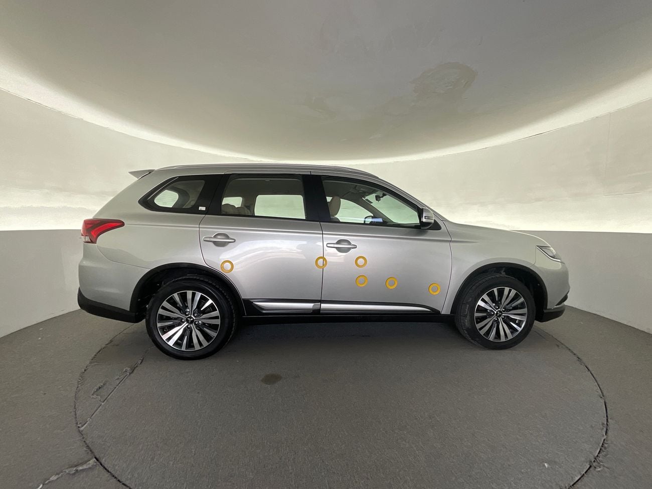 Mitsubishi Outlander GLX Basic 2.4L (5 Seater) GLX Basic | Guaranteed Warranty | 0 Down Payment