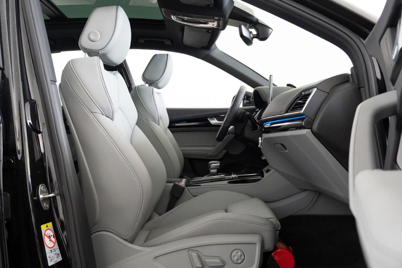 أودي Q5 45 TFSI quattro S Line 2.0L (245 HP) SUV