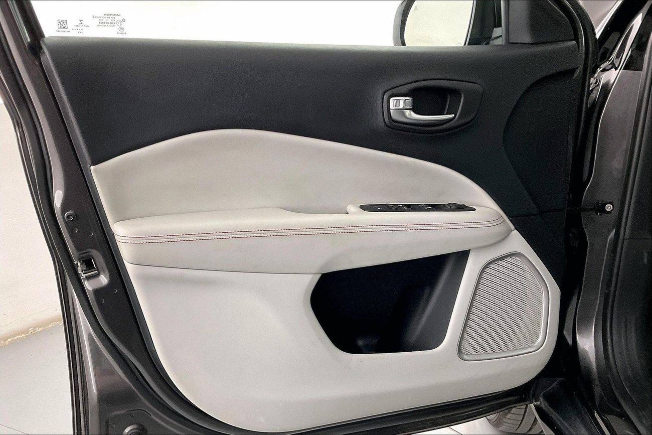 Volkswagen Tiguan SE | 1 year free warranty | 0 Down Payment