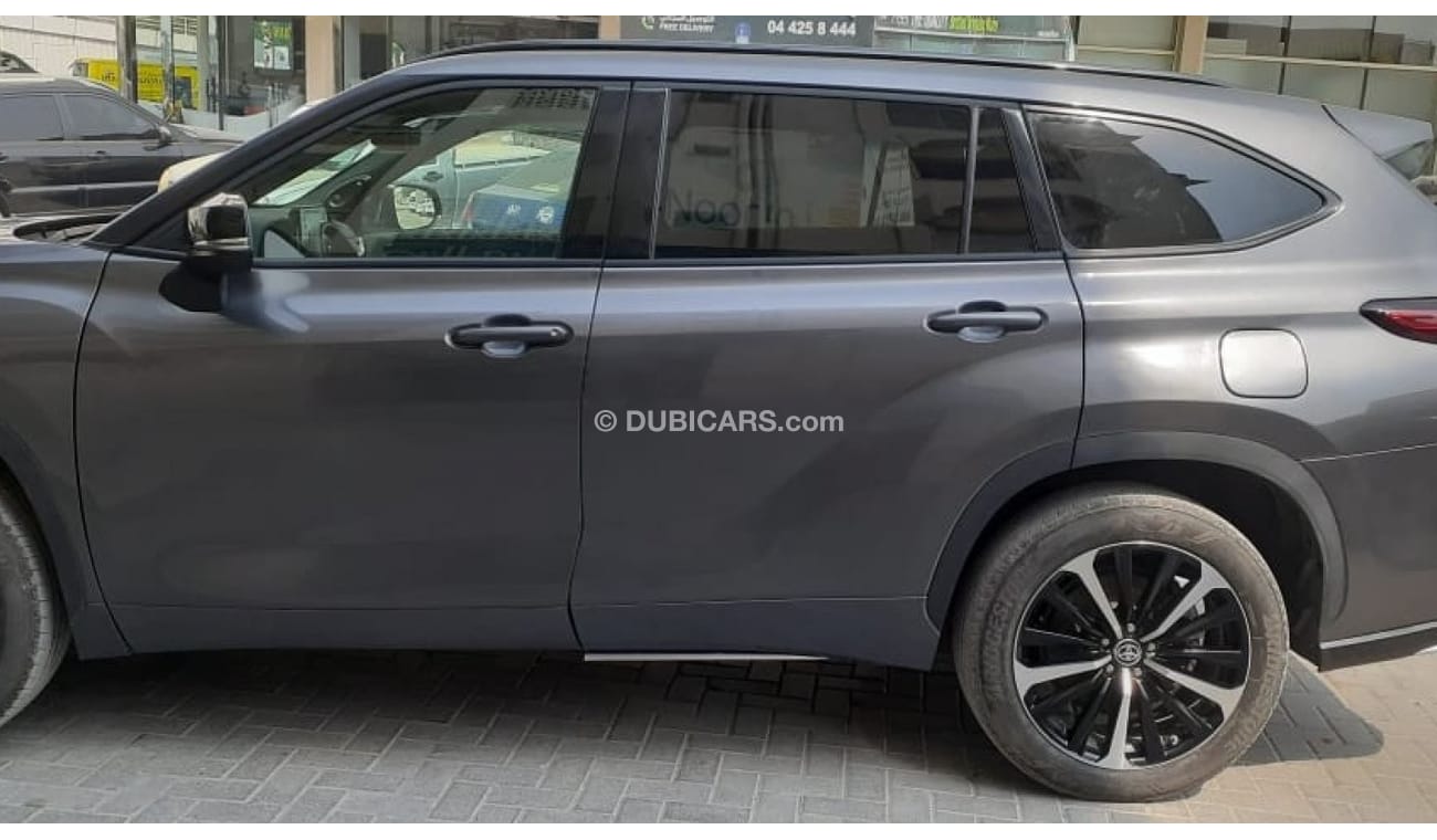 Toyota Highlander 2021 Toyota Highlander XSE 4WD 3.5L V6 7-Seater /