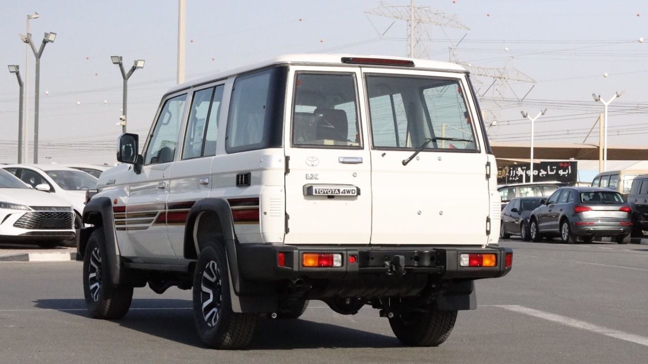 تويوتا لاند كروزر 70 LX 2.8L