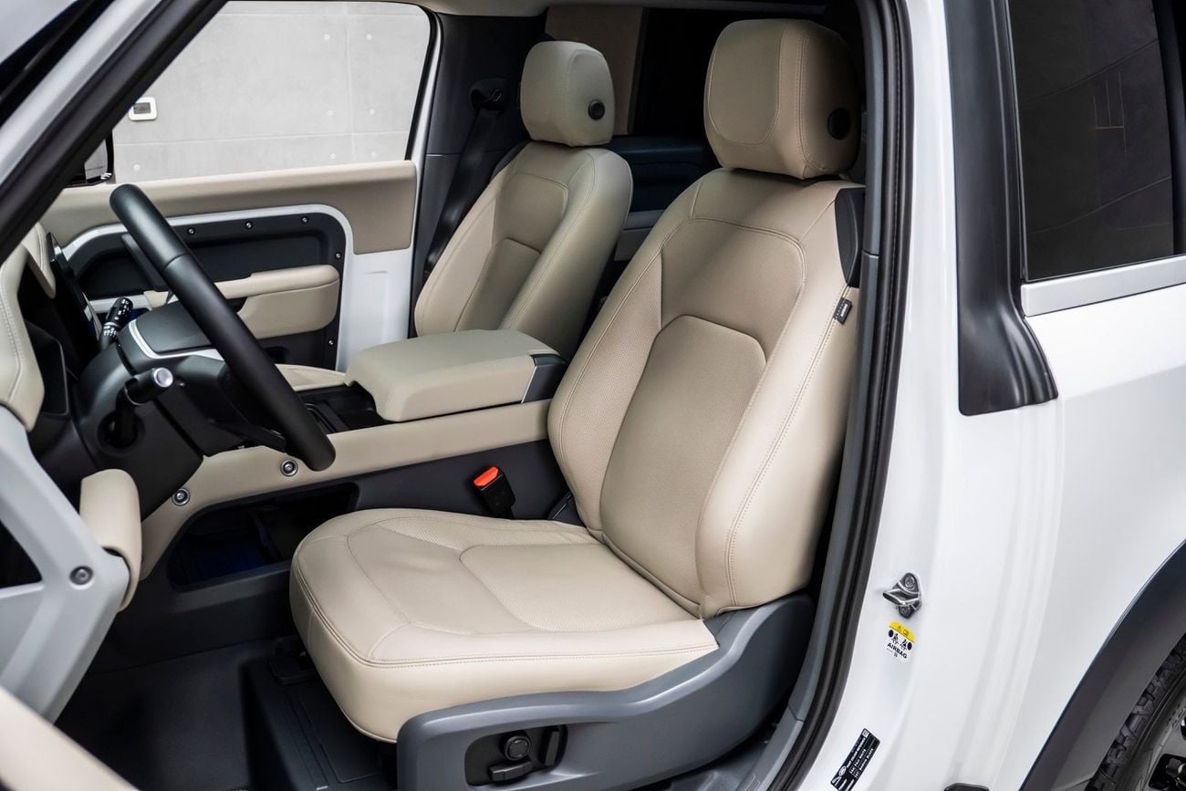 لاند روفر ديفندر P300 90 SE 2.0L (5 Seater)