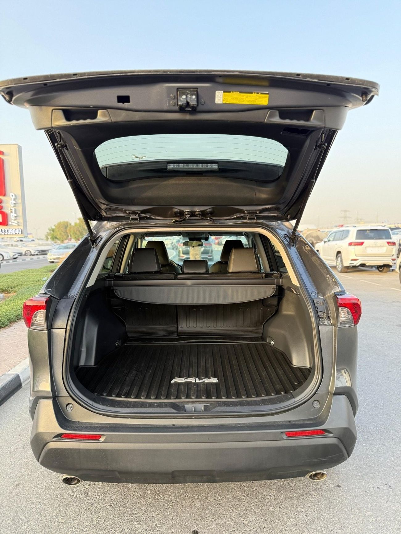 Toyota RAV4 Hybrid XLE 2.5L