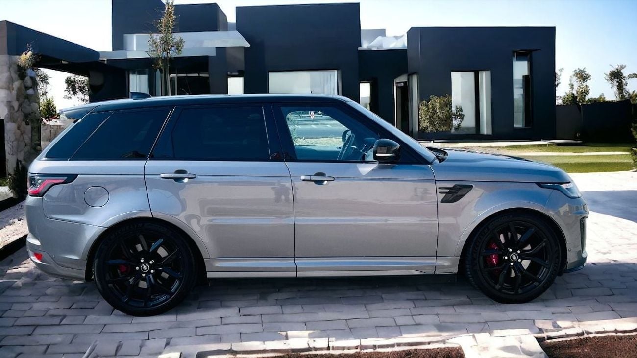 Land Rover Range Rover Sport AED 6,390 PM | SVR CARBON EDITION | UNDER WARRANTY | BRAND NEW CONDITION | LOW MILEAGE