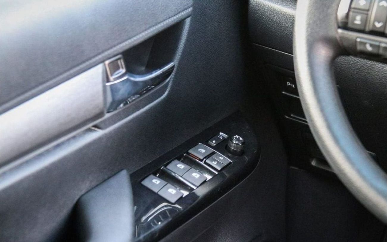 تويوتا هيلوكس Toyota Hilux Adventure 4.0L petrol V6 full option 2024