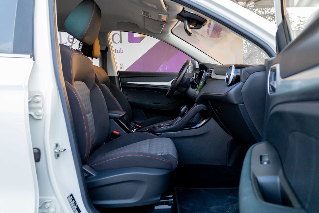 أم جي ZS Std 1.5L