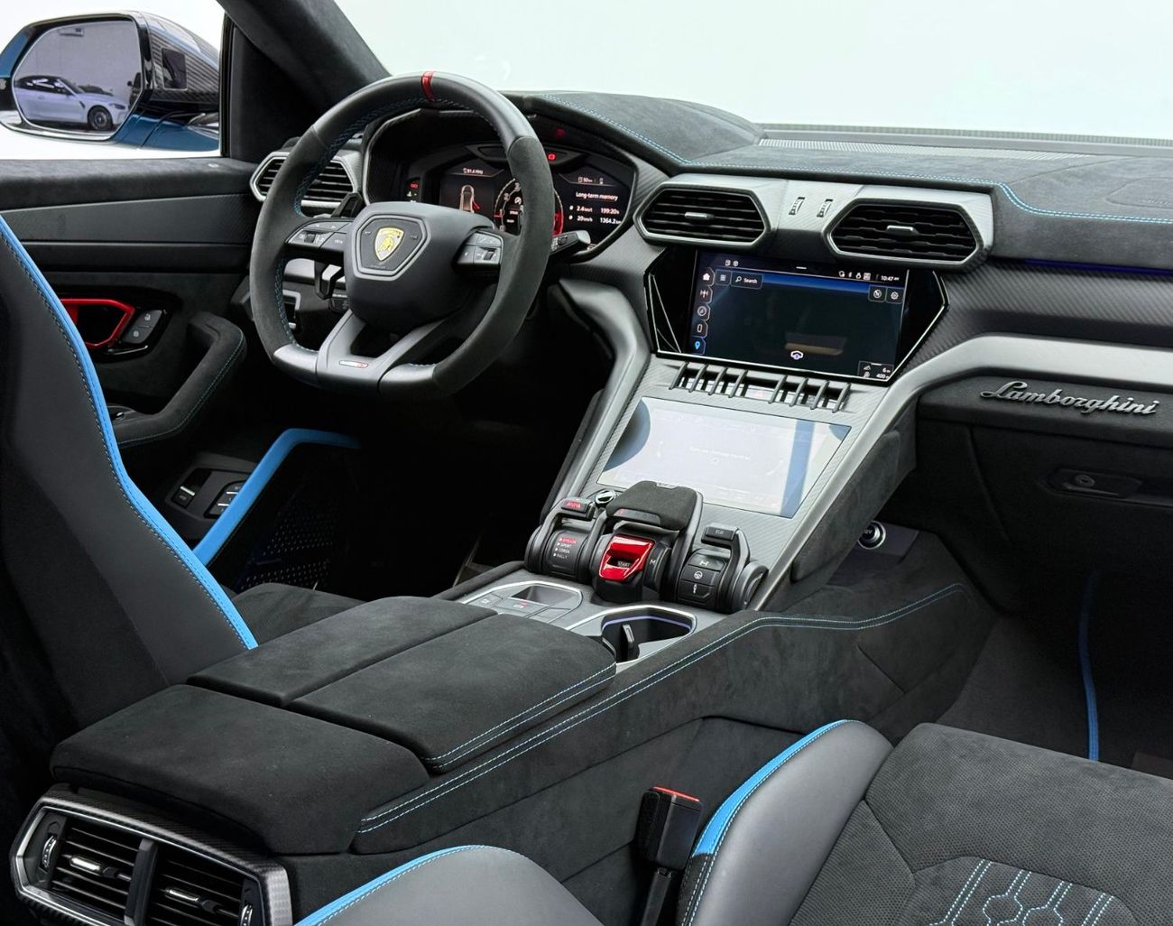 لامبورغيني اوروس 4.0T V8 Performante 2023 Lamborghini Urus Performante, Warranty, Carbon Fiber Package, Very Low Km, 