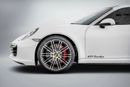 Porsche 911 Turbo 3.8L (520 HP) Coupe