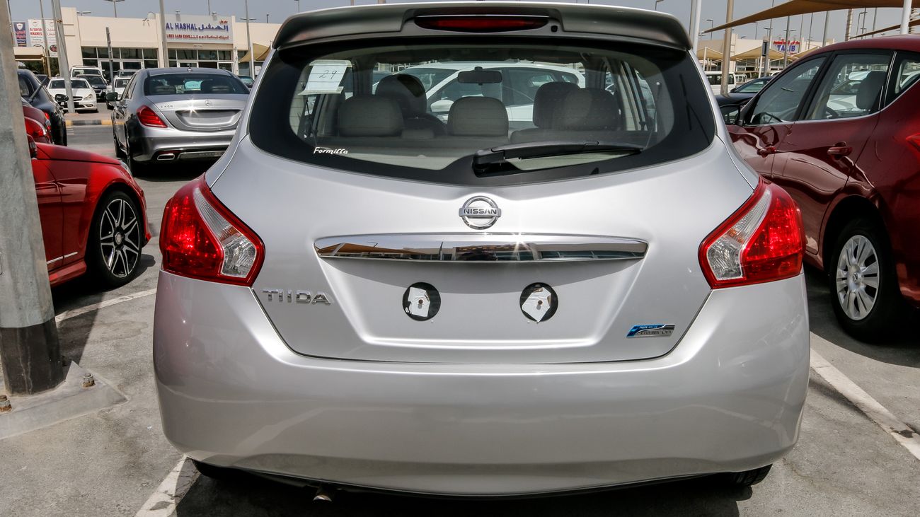 Nissan Tiida GCC - 500 AED monthly instalment