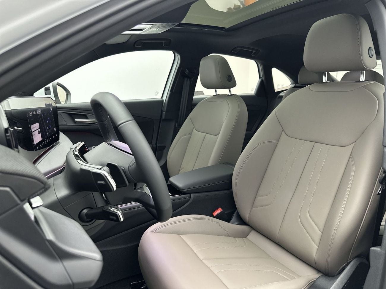 Audi Q3 Sportback TFSI quattro 204hp Premium Edition (Ref# 24978)