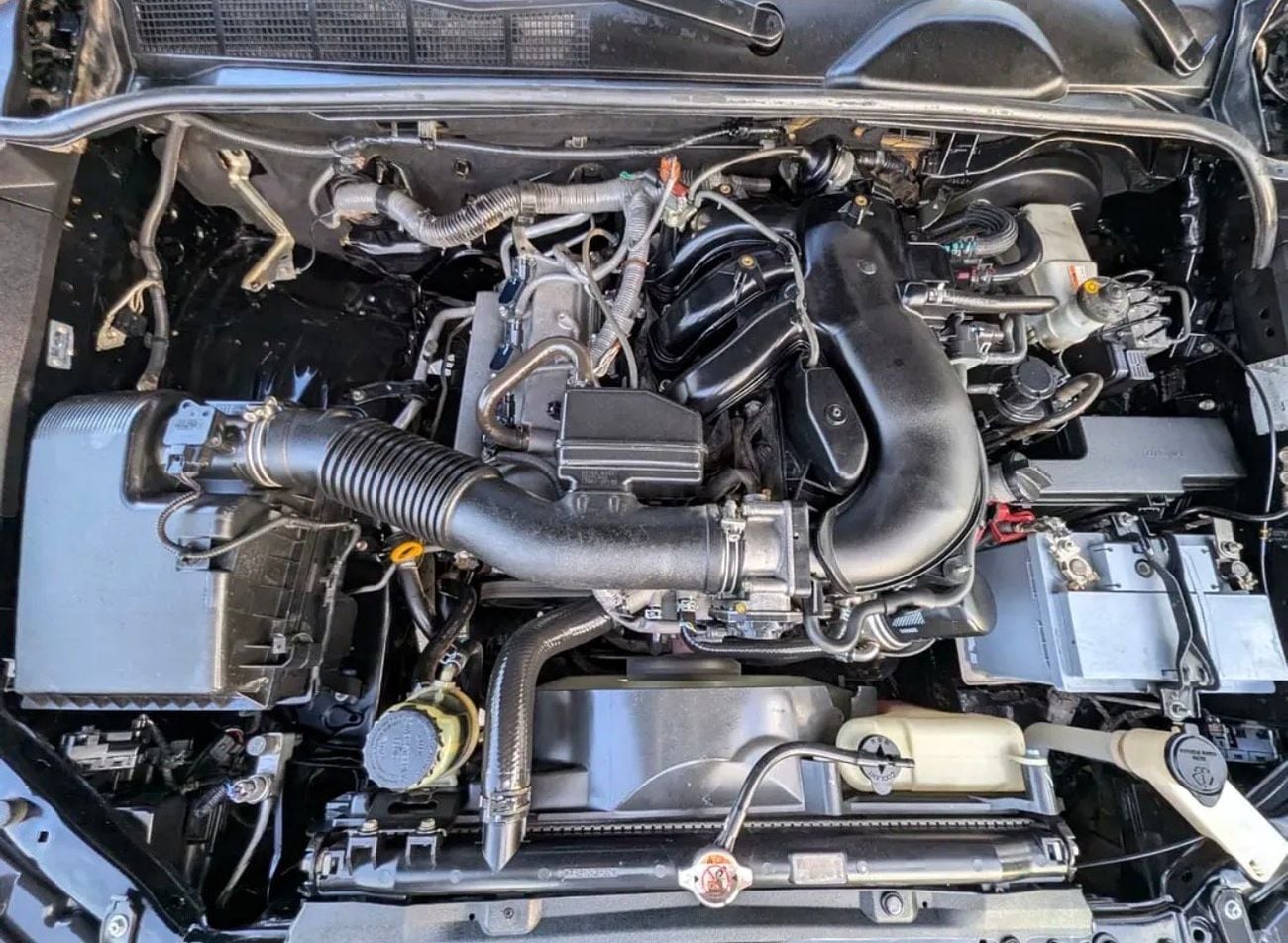 تويوتا هيلوكس Adventure 4.0L