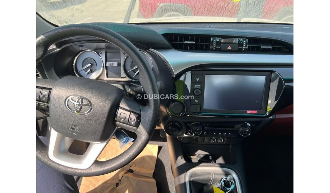 Toyota Hilux TOYOTA HILUX 2.7 DC 4x4 MT Petrol GLXS