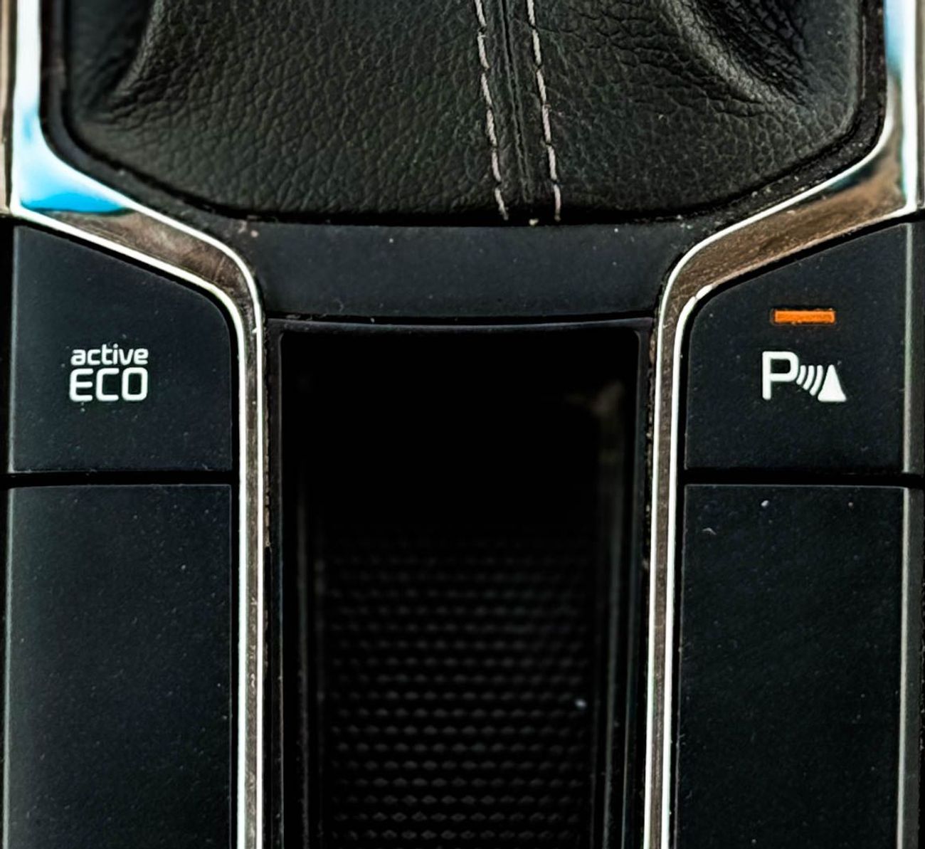 Kia Carnival SXL 3.5L Kia Carnival 2021 | 3.5L | V6 | GCC, accident free | in excellent condition | 1162 PM