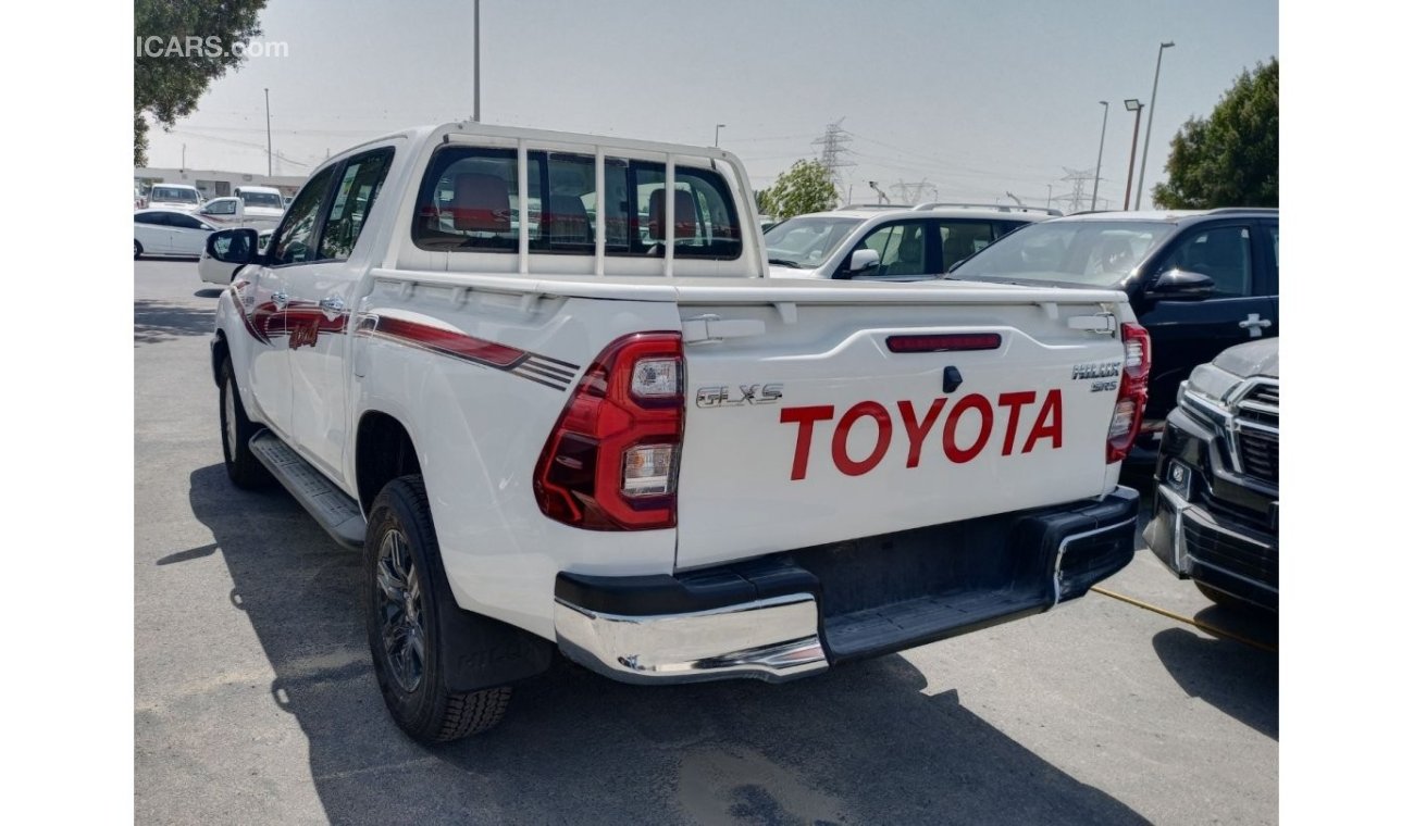 Toyota Hilux 4X4 Double Cabin 2.4L Diesel Full Option Manual