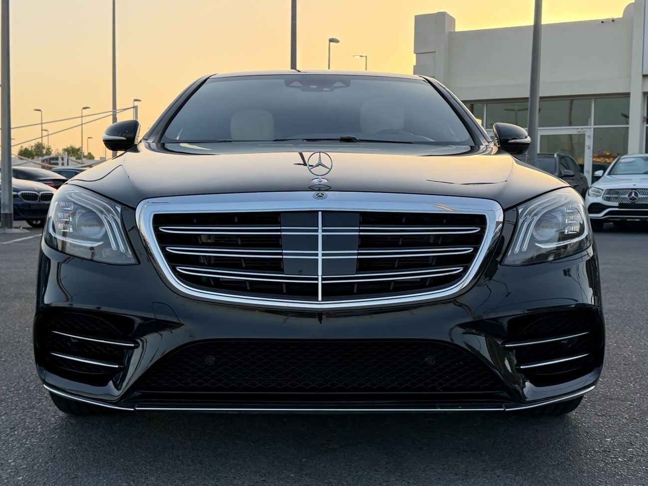 مرسيدس بنز S 560 STD AMG