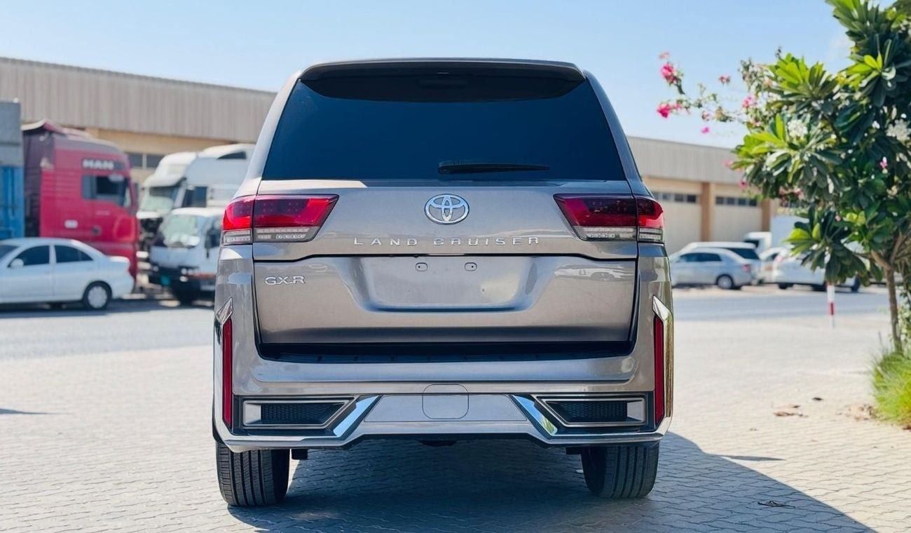 تويوتا لاند كروزر PREMIUM SAHARA BODY KIT INSTALLED | 4.5L DIESEL ENGINE | RHD