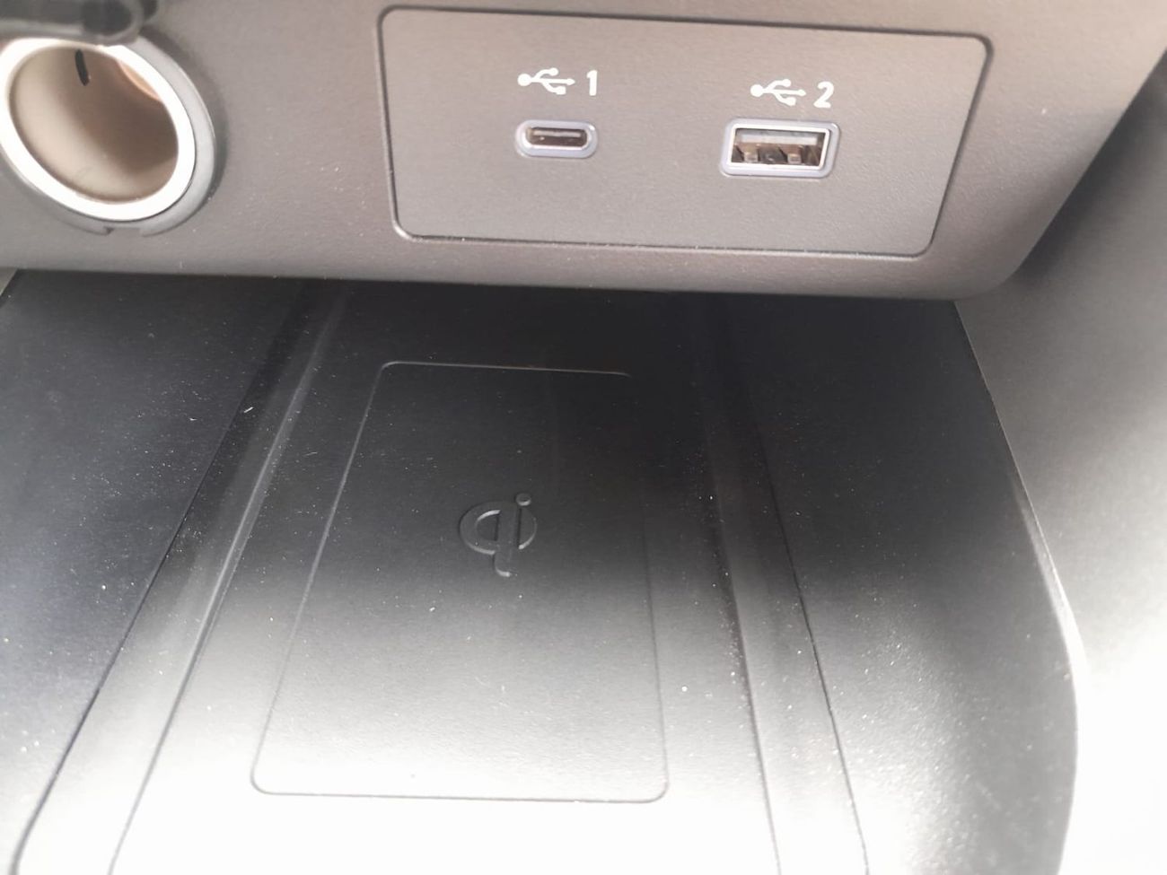 Mitsubishi Xforce Mitsubishi X-FORCE Black edition 1.5L suv fwd Petrol 2025