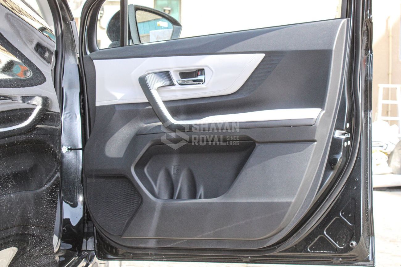 Toyota Veloz LHD 1.5L PET AT 7S 2025MY