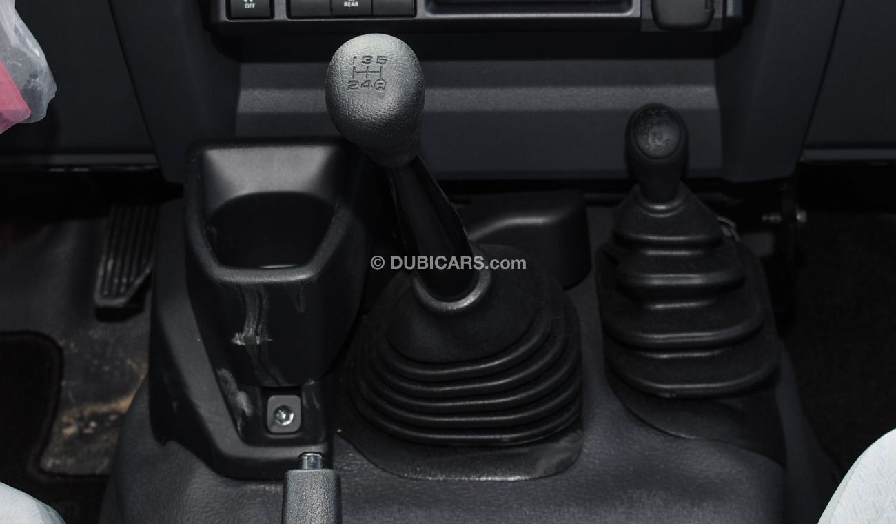 Toyota Land Cruiser 70 4.0L V6 Petrol