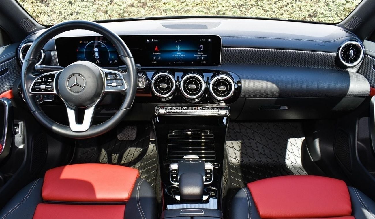 مرسيدس بنز CLA 200 Coupe | Night Package | 2020