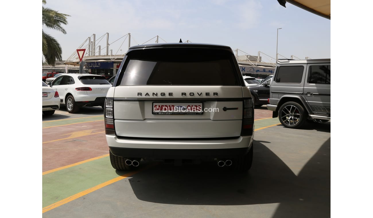 Used Land Rover Range Rover SV Dynamic 2017 for sale in Dubai - 112317